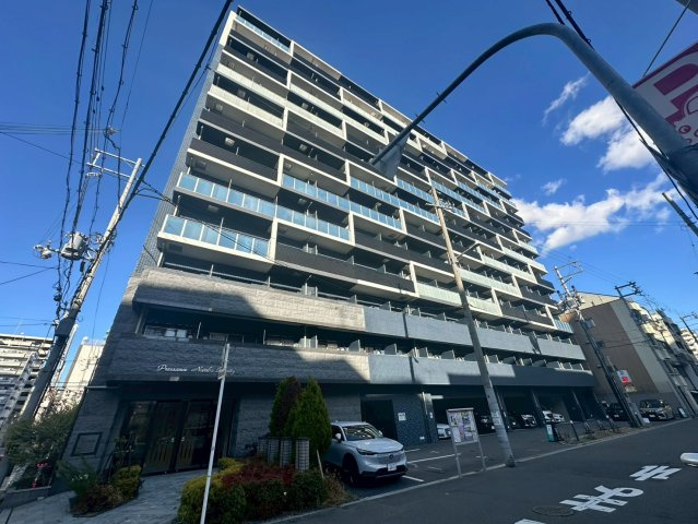 プレサンス難波インフィニティの外観