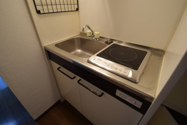 第2シンエイビルのキッチン|ＩＨコンロ