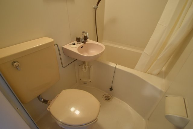 第2シンエイビルの浴室|ユニットバス