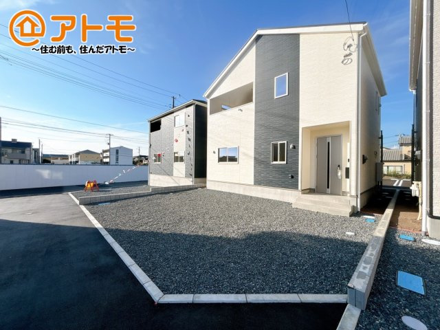 【駐車場】 | 沼津市大塚第15　新築一戸建て　2号棟 | ゆったりスペースで、駐車も楽ちん♪