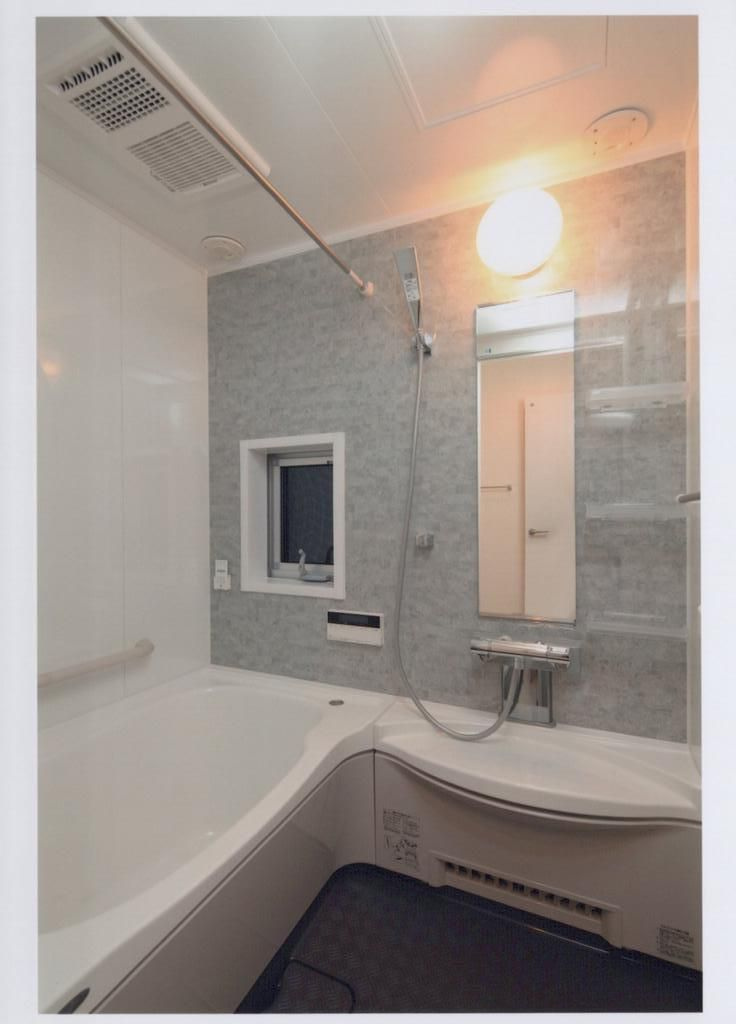 荒川区南千住6丁目　中古戸建の浴室|現地ご見学希望・資料請求などお気軽にお問い合わせ下さい！
03-5990-5201