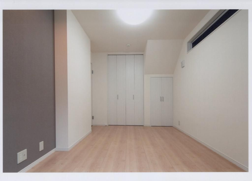 荒川区南千住6丁目　中古戸建の洋室|現地ご見学希望・資料請求などお気軽にお問い合わせ下さい！
03-5990-5201