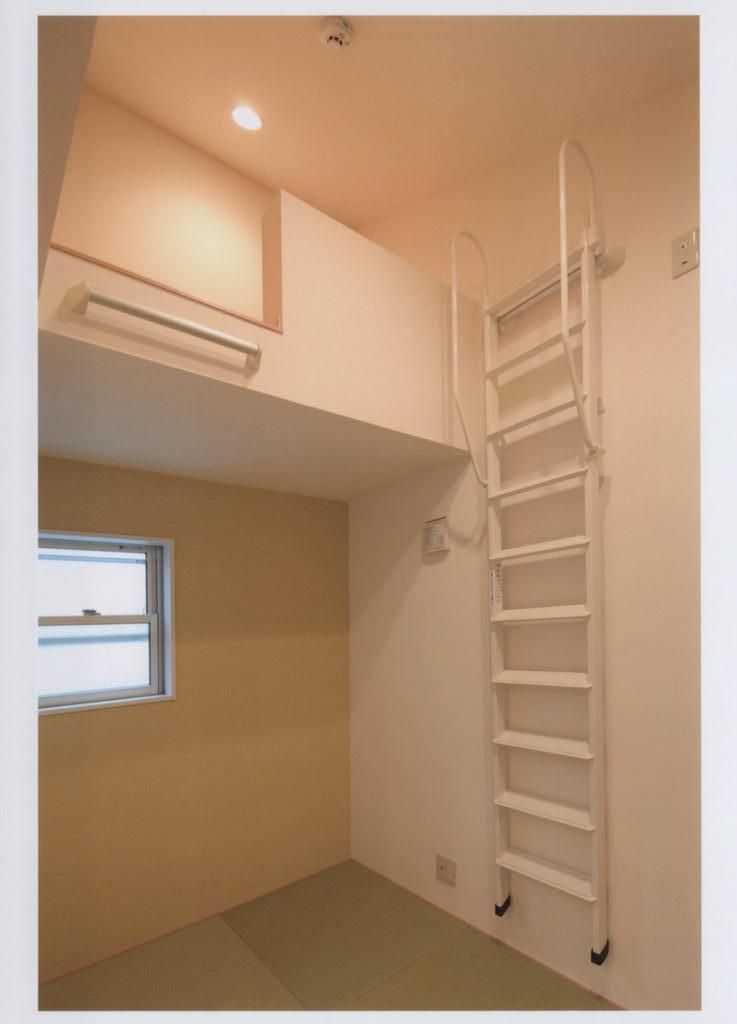 荒川区南千住6丁目　中古戸建の和室|現地ご見学希望・資料請求などお気軽にお問い合わせ下さい！
03-5990-5201