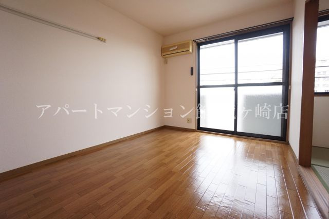 シェリールアタゴツーの居間・リビング