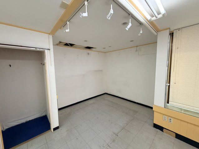 千里丘１丁目店舗の内装