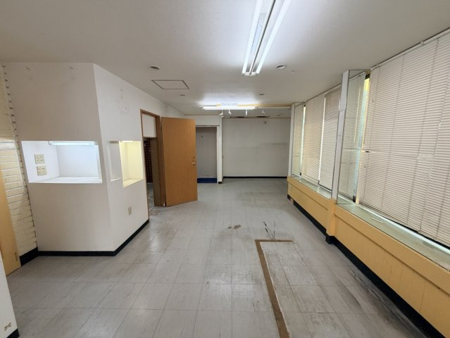 千里丘１丁目店舗の内装
