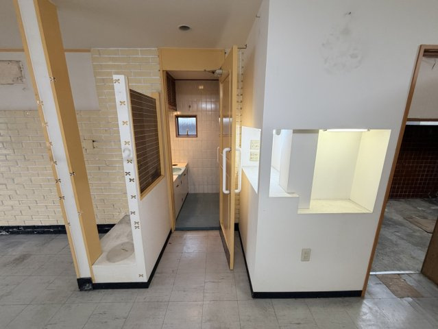 千里丘１丁目店舗の内装