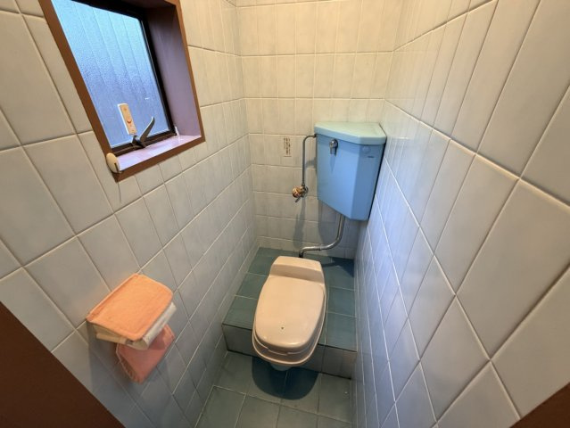 千里丘１丁目店舗のトイレ