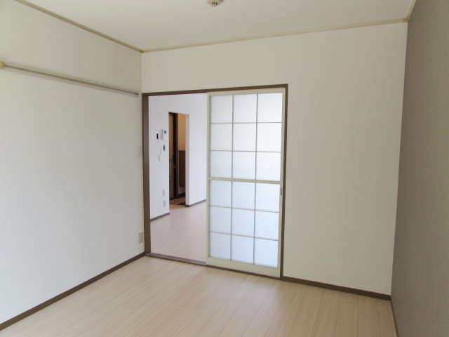 ラフォーレ安倉の居間・リビング