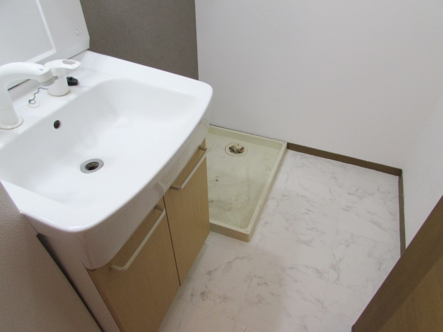 ラフォーレ安倉の洗面所