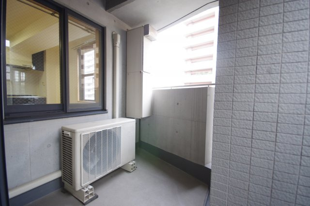 【バルコニー】