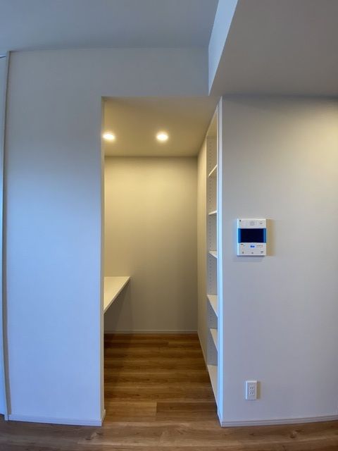 ザ・パークハウス大宮吉敷町翠邸の収納|ウオークインクローゼット！