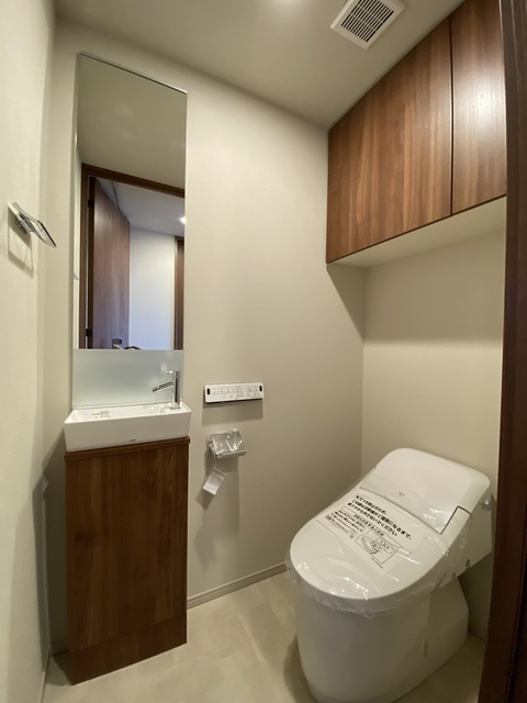 ザ・パークハウス大宮吉敷町翠邸のトイレ|嬉しい温水洗浄便座！