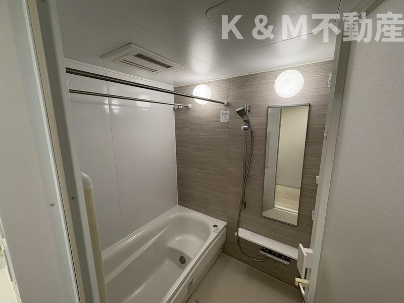 クレストフォルム柏サウスウイングの浴室|落ち着いた空間のお風呂です