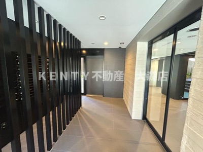 【ロビー】 | ラティエラ品川西大井 | ゆとりのあるロビーです