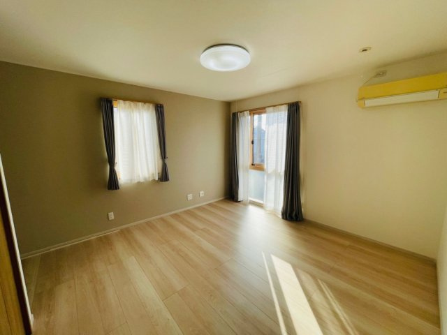 吉村町別府原甲の居間・リビング