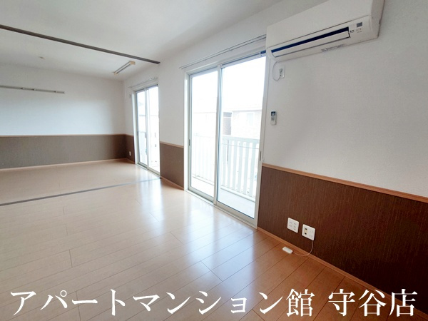 ソラーレつくばBの居間・リビング