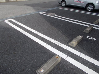 【駐車場】