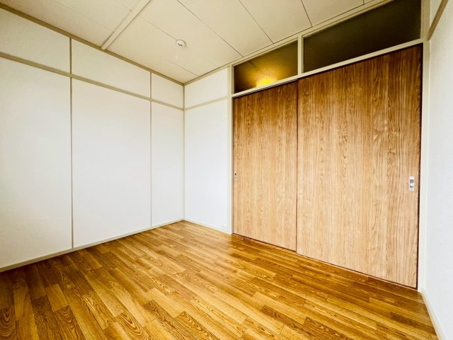 神陵台団地の子供部屋