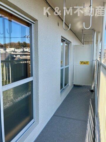 柏グリーンハイツＧ棟のバルコニー|お洗濯にも便利なバルコニー付き