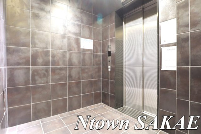 【エントランス】 | ディアレイシャス名古屋太閤通Ⅱ | 清潔なエントランスです