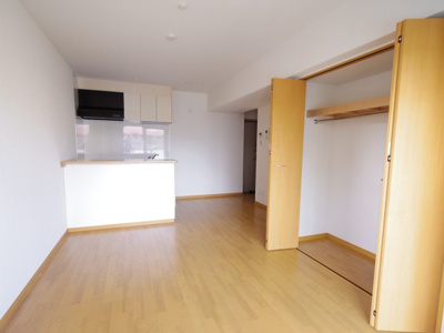 【居間・リビング】 | Riz court 溝ノ口