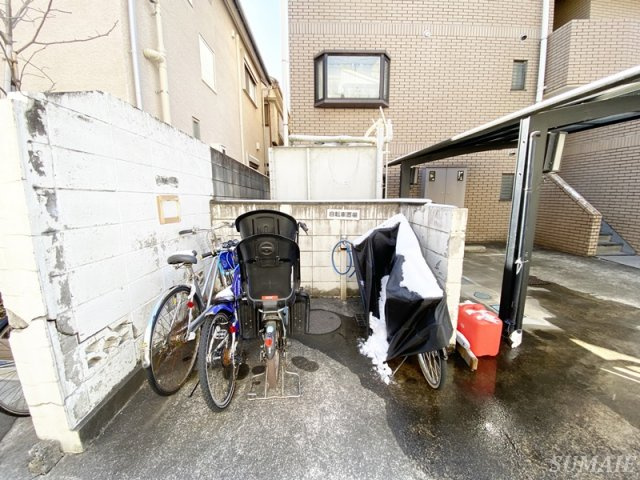メゾン・ド・バークリー千石のその他共用部分|駐輪場です
