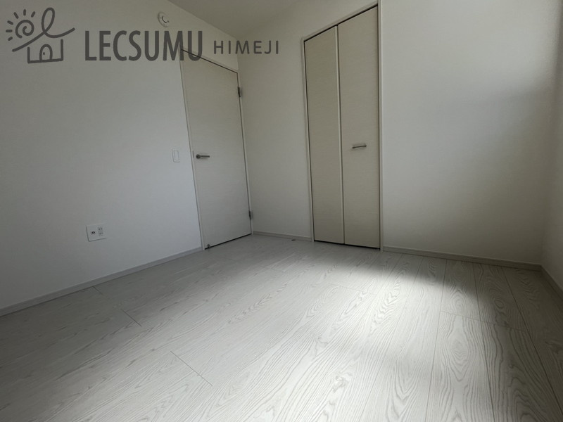 姫路市網干区垣内西町1期/新築戸建の洋室