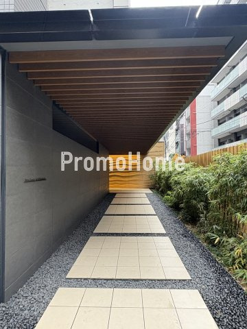 プライムメゾン浅草橋のエントランス