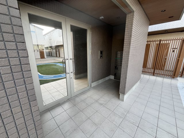 ALVA.bのエントランス