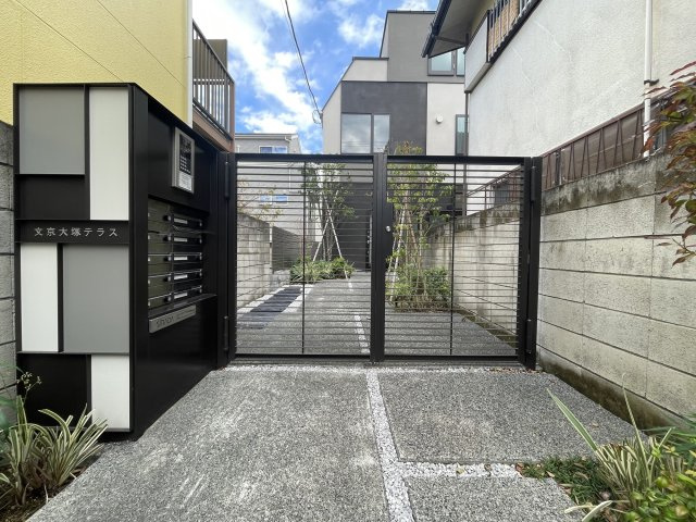 【エントランス】