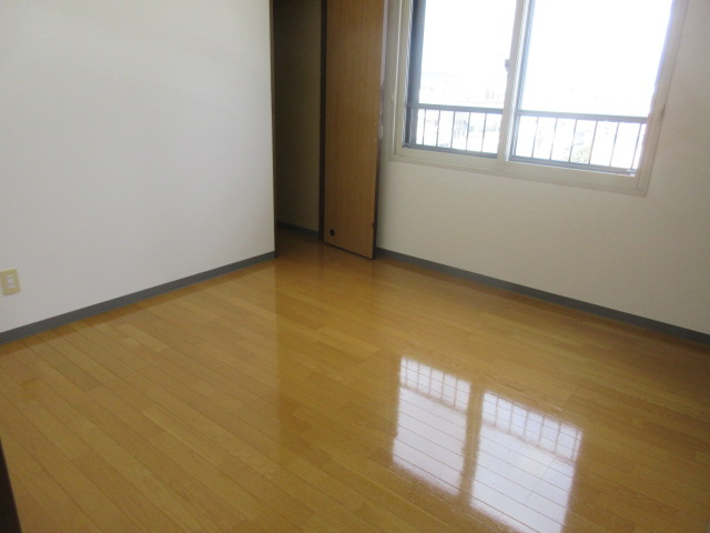CENTER CTIY5の洋室