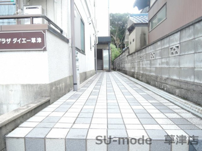 【エントランス】 | プラザダイエー草津 | 落ち着いたエントランスです