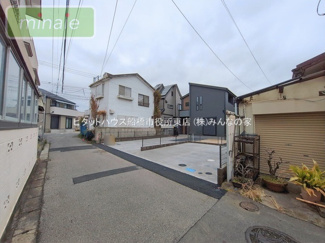 【前面道路含む現地写真】 | 駐車3台　パウダールーム付き　スーパー3分　長期優良住宅　三山　2号棟 | 前面道路です♪