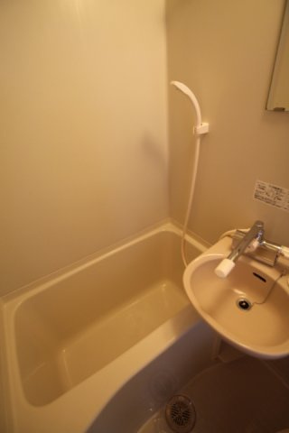 お風呂で日々の疲れを落としましょう