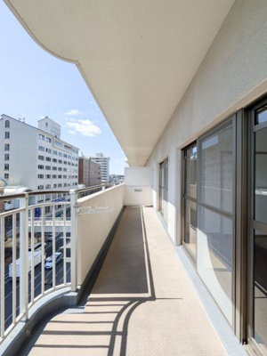 【バルコニー】 | ラポルテ北館