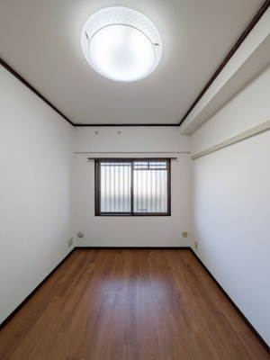 【洋室】 | ラポルテ北館 | 洋室5.2帖