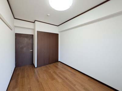 【洋室】 | ラポルテ北館 | 洋室5.7帖