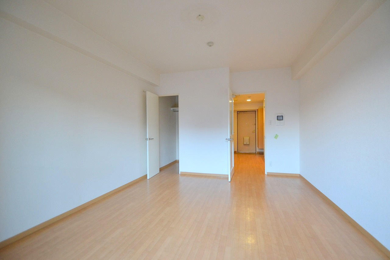 第25友建ビルの居間・リビング