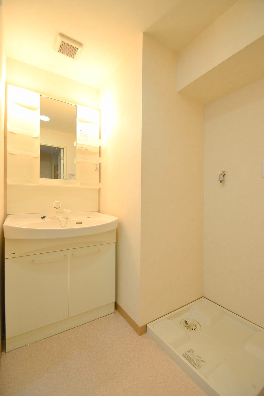 第25友建ビルの洗面所