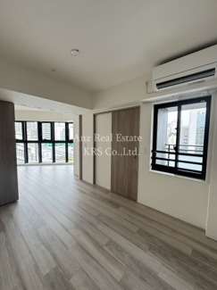 【洋室】 | コンフォリア・リヴ本町WEST Q