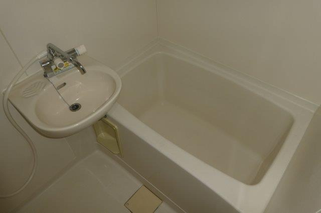 サンコート浜ノ茶屋の浴室