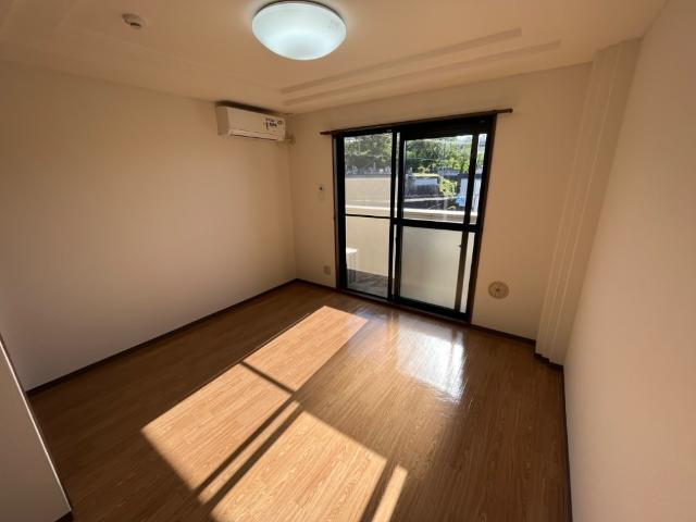 E.クレストの内装|室内