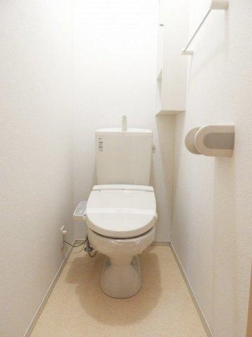 リバーサイド真倉　Ｅのトイレ|コンパクトで使いやすいトイレです