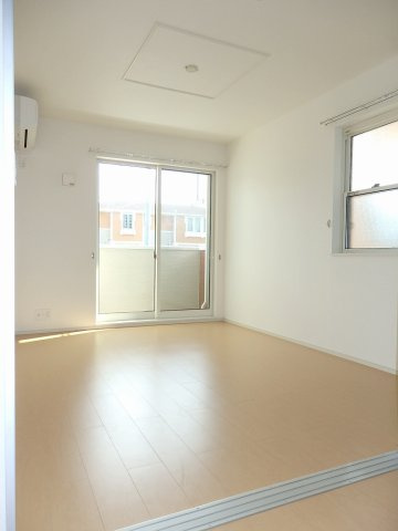 マイネ　ファミーリエ　Ⅱの居間・リビング|ゆったり過ごせるリビングです