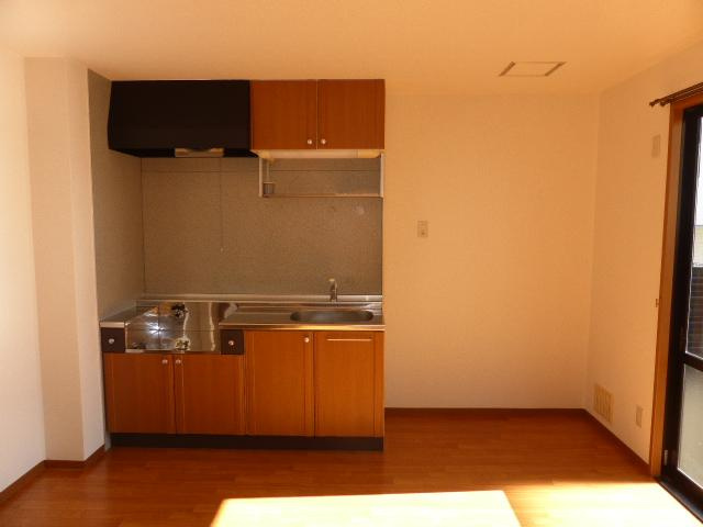 ソレジオKANDA　Aのキッチン|コンパクトなキッチンで掃除もラクラク