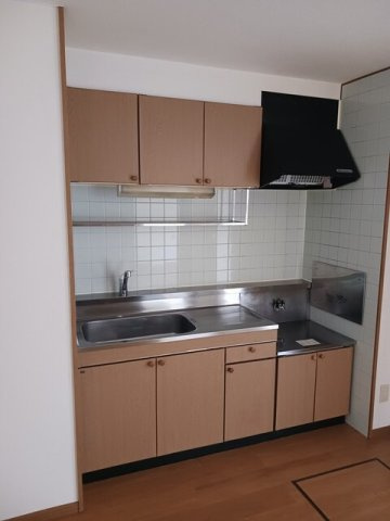 イーストヒルズのキッチン|お料理しやすいキッチンです