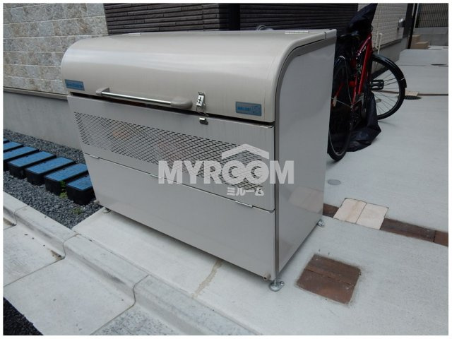 セント・アンドリュース三軒茶屋の設備|ゴミ捨て場☆