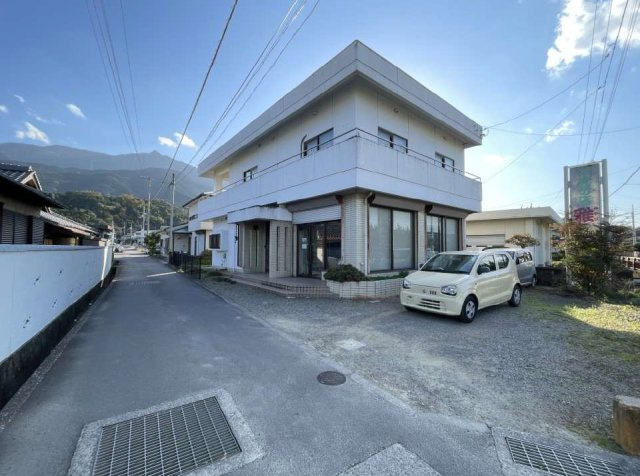 豊岡町長田　中古住宅の外観