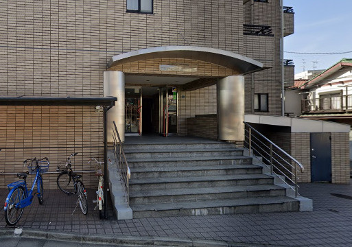 練馬区小竹町１丁目の賃貸マンションのエントランス